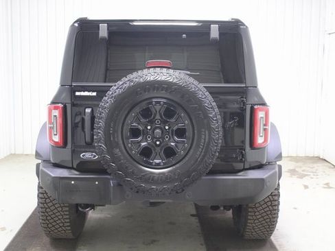 Used 2024 Ford Bronco Wildtrak image 5