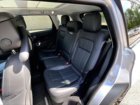 Used 2022 Land Rover Range Rover Sport HSE Dynamic image 21