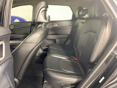 Used 2023 Kia Sportage EX FWD image 29