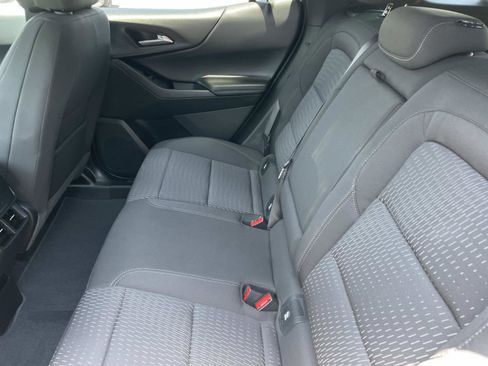 Used 2025 Chevrolet Equinox LT FWD image 23