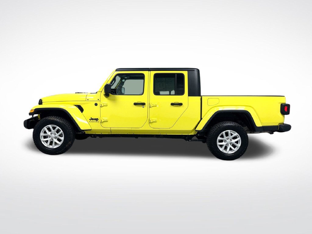 Used 2023 Jeep Gladiator Sport AWD/4WD image 13