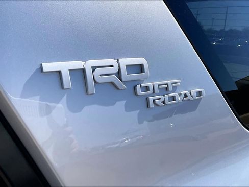 Used 2023 Toyota 4Runner TRD Off-Road image 31