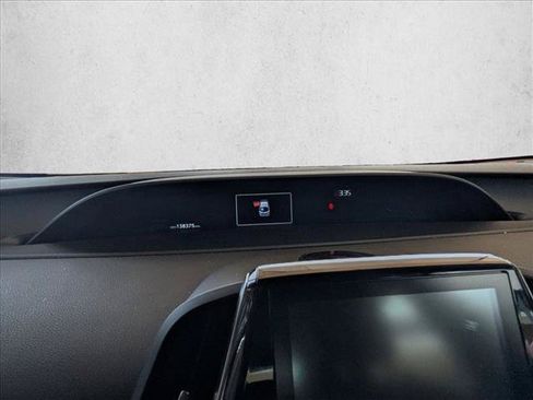 Used 2019 Toyota Prius Prime Advanced FWD image 16
