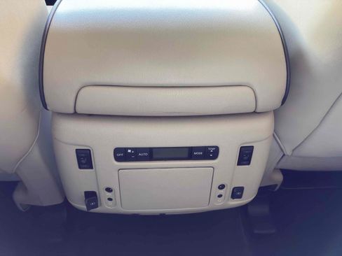 Used 2018 INFINITI QX80 4WD w/ Driver Assistance Package image 58