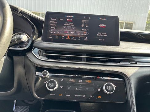 Used 2024 INFINITI QX60 Pure image 19