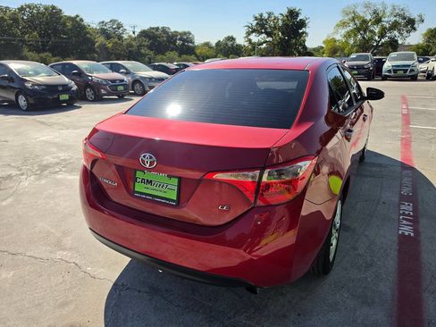 Used 2017 Toyota Corolla LE FWD image 12