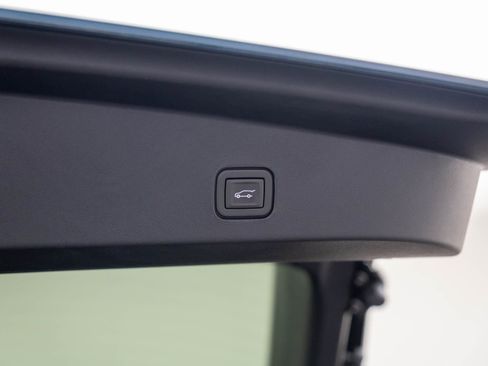 New 2026 Cadillac Lyriq Luxury image 29