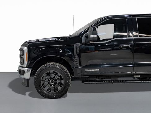 Used 2023 Ford F250 Lariat w/ Sport Appearance Package image 10