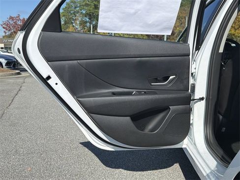 New 2026 Hyundai Elantra Blue image 21