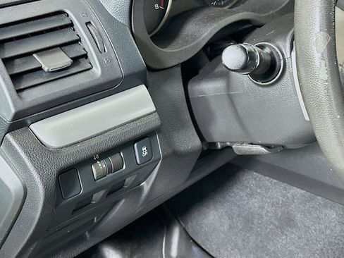 Used 2014 Subaru Crosstrek 2.0i Limited image 16