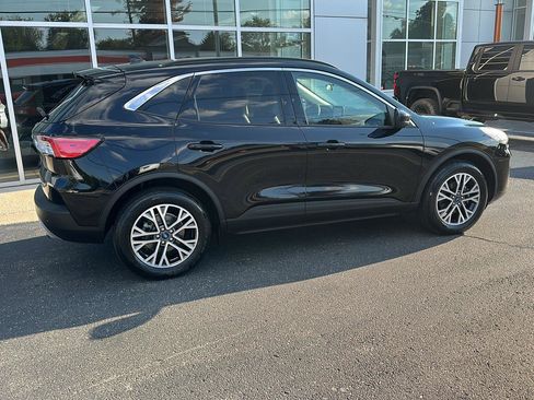 Used 2020 Ford Escape SEL AWD/4WD image 3