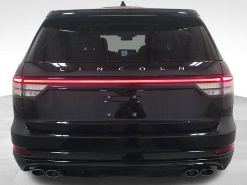Used 2025 Lincoln Aviator Reserve w/ Jet Appearance Package AWD/4WD image 12