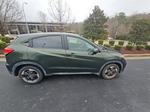 Used 2018 Honda HR-V EX image 10