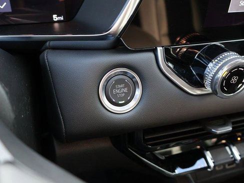 New 2026 GMC Canyon Elevation image 34