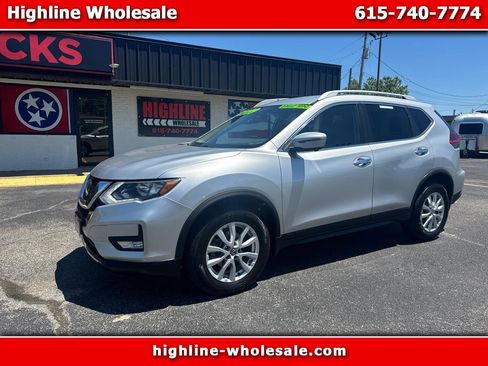 Used 2018 Nissan Rogue SV w/ Premium Package AWD/4WD image 1