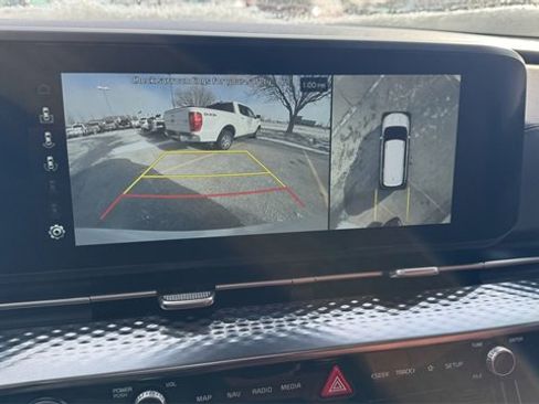 Used 2024 Kia Carnival SX Prestige image 29