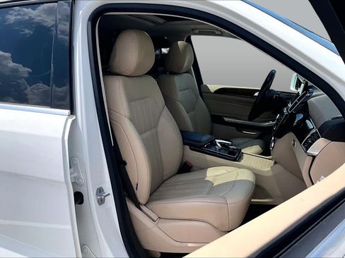Used 2017 Mercedes-Benz GLE 350 image 9