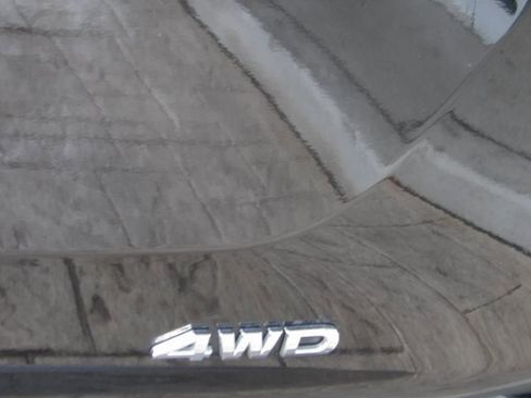 Certified 2024 Nissan Pathfinder S image 8