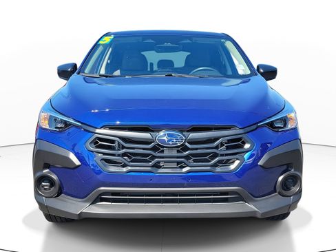 Certified 2025 Subaru Crosstrek 2.0i image 2