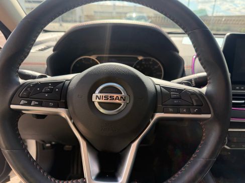 Used 2022 Nissan Altima 2.5 SR image 10