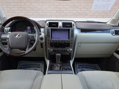 Used 2014 Lexus GX 460 w/ Premium Package AWD/4WD image 34