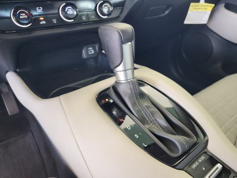 Used 2024 Honda HR-V LX image 15