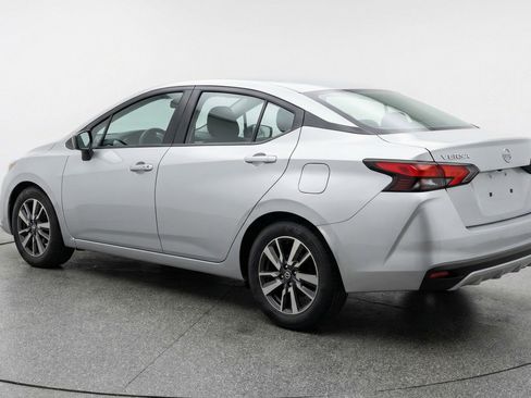 Used 2025 Nissan Versa SV FWD image 6