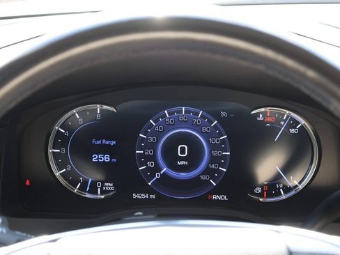 Used 2020 Cadillac Escalade Luxury AWD/4WD image 20