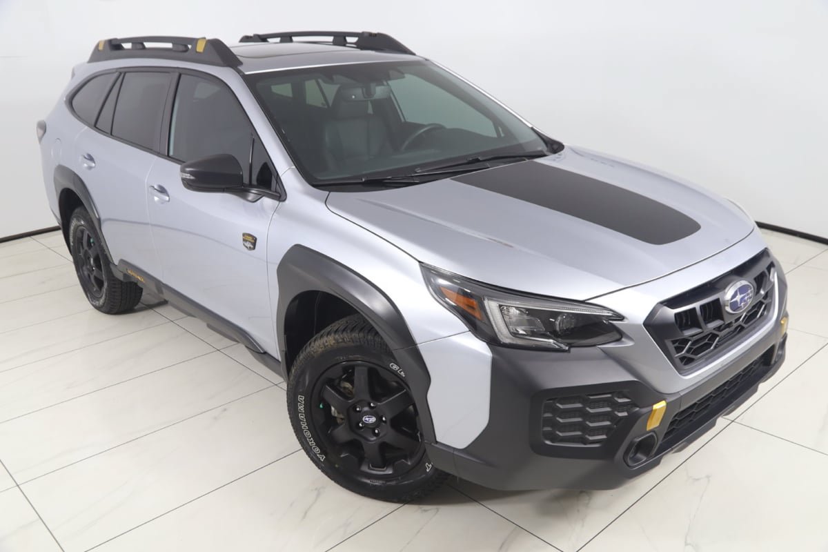 Used 2025 Subaru Outback Wilderness AWD/4WD image 18
