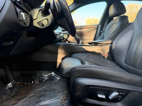Used 2018 BMW 530i xDrive image 16
