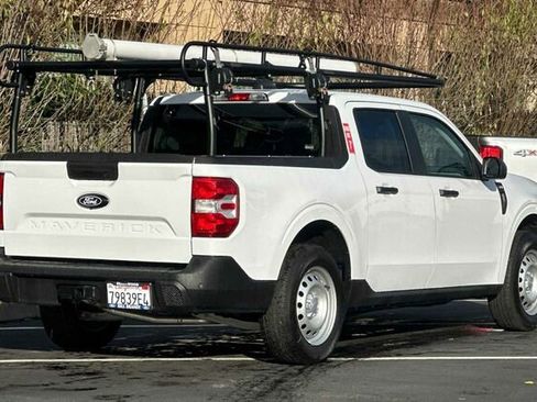 Used 2025 Ford Maverick XLT w/ Equipment Group 302A image 3