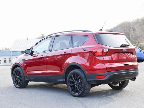 Used 2019 Ford Escape SE image 7