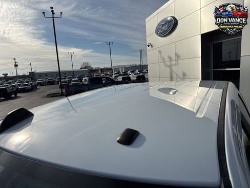 Used 2024 RAM 2500 Laramie AWD/4WD image 8