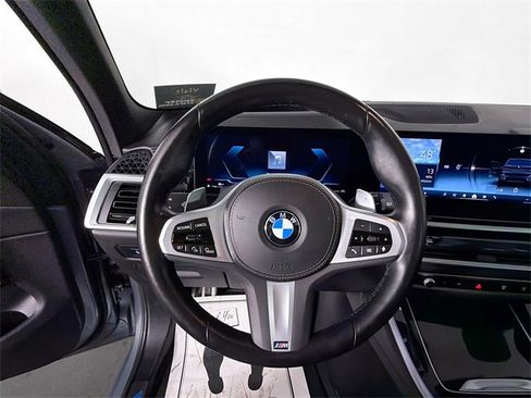 Used 2024 BMW X5 xDrive40i image 11