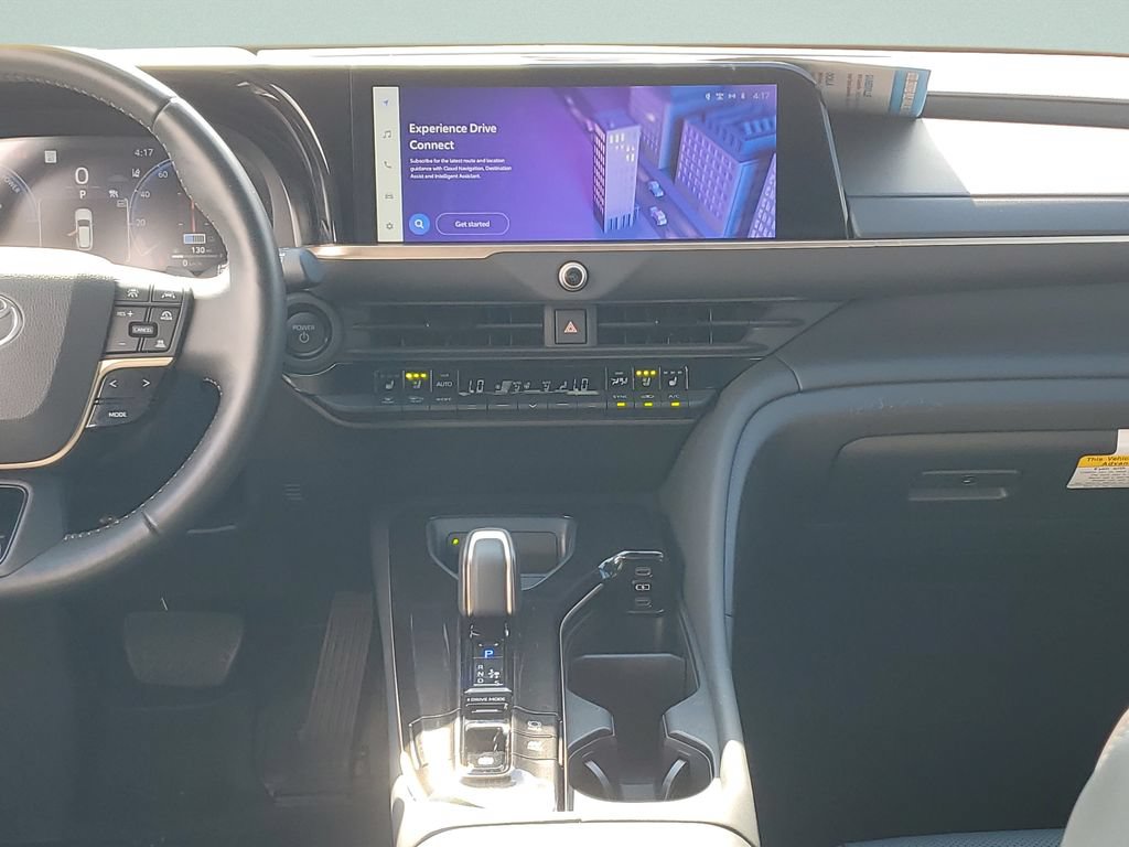 Certified 2025 Toyota Crown Signia AWD/4WD image 15