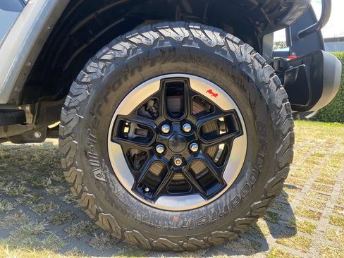 Used 2019 Jeep Wrangler Unlimited Rubicon AWD/4WD image 27