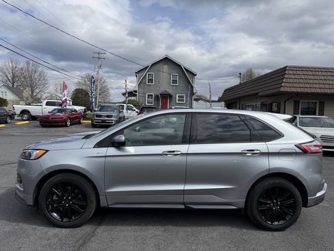 Used 2023 Ford Edge ST-Line w/ Cargo Accessory Package image 3