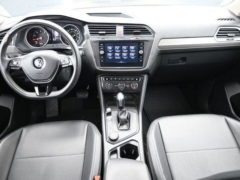 Used 2021 Volkswagen Tiguan SEL image 24
