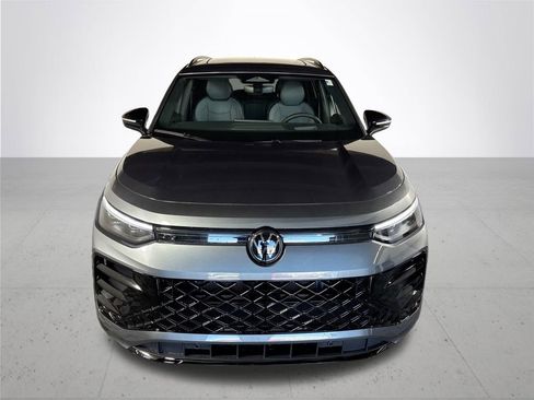 New 2026 Volkswagen Tiguan SE R-Line AWD/4WD image 3