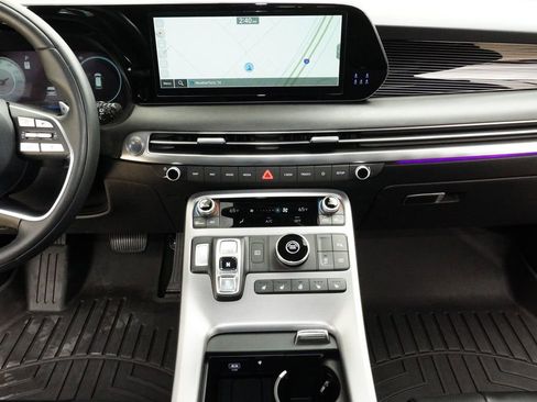 Used 2025 Hyundai Palisade Calligraphy FWD image 15