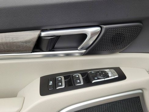 Used 2022 Kia Telluride EX image 29