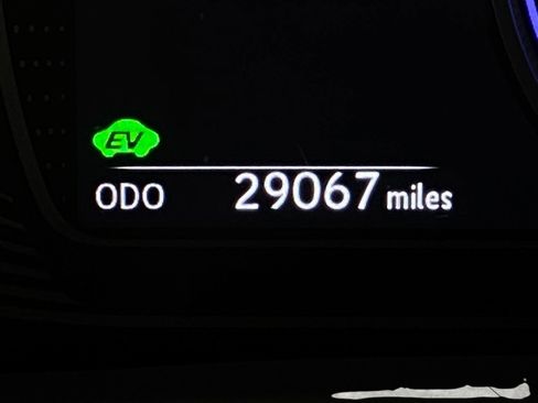 Certified 2022 Lexus UX 250h w/ Premium Package image 17