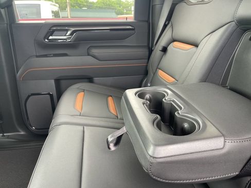 New 2026 GMC Sierra 2500 AT4 w/ AT4 Premium Plus Package AWD/4WD image 23