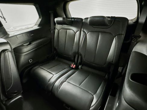 Used 2024 Jeep Grand Cherokee L Limited w/ Luxury Tech Group II image 30