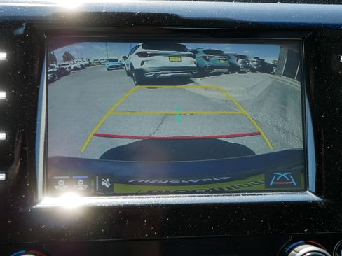 Used 2018 Toyota Camry XLE FWD image 27