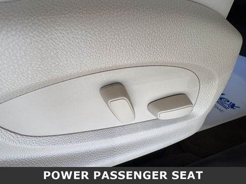 Used 2014 Buick LaCrosse Leather FWD image 26