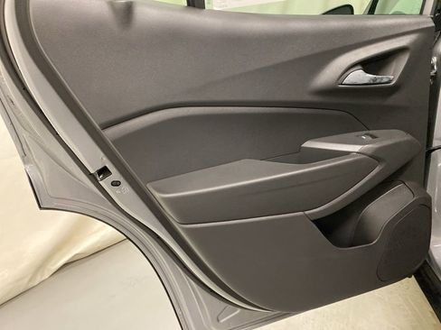 New 2026 Chevrolet Trax LT w/ Driver Confidence Package image 12