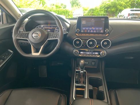 Used 2020 Nissan Sentra SR w/ Premium Package FWD image 16