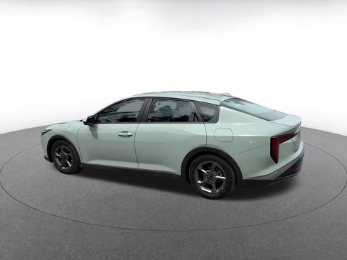 Used 2025 Kia K4 LXS image 10