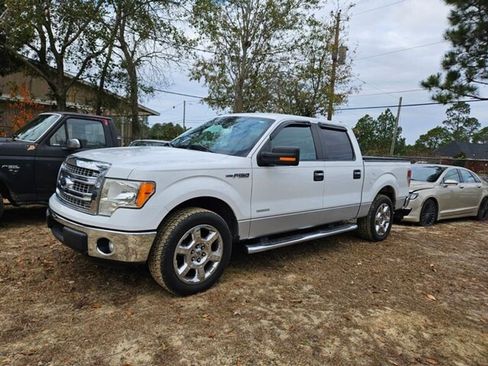 Used 2014 Ford F150 XLT w/ Equipment Group 302A Luxury image 4